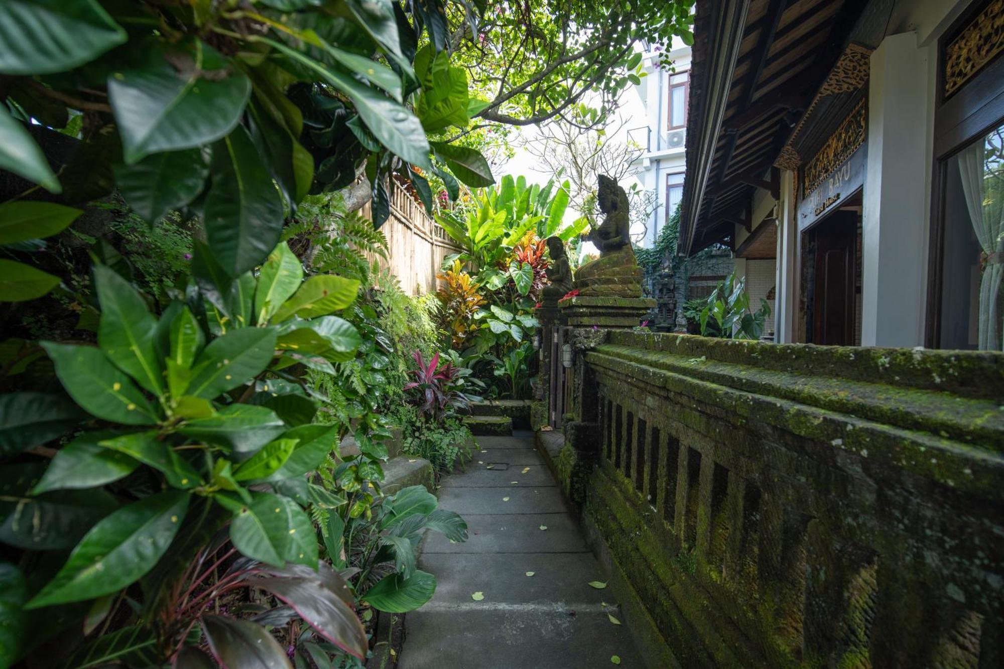 Puri Bayu Hotel Ubud Exterior foto
