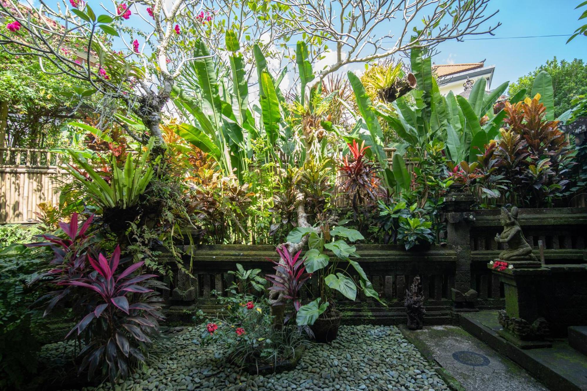 Puri Bayu Hotel Ubud Exterior foto